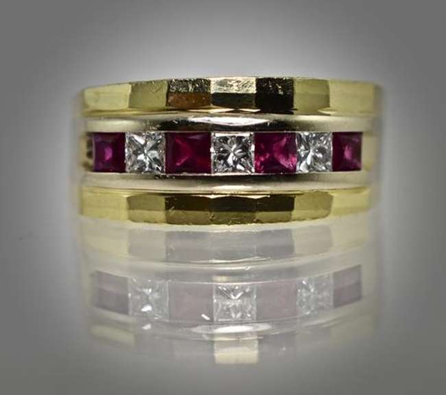 Exquisite 18K Ruby & Diamond Band