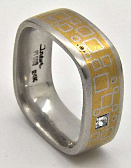 24K GOLD & PLATINUM SQUARE DESIGN DIAMOND BAND.