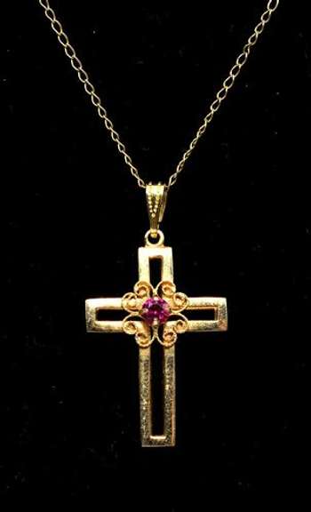 Very Elegant Cross with Chain, 14KT