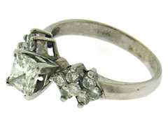 Exciting Princess Cut Center Diamond Wedding Ring