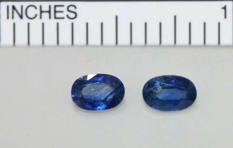 Hot Sapphire Pair - 0.99 ct.