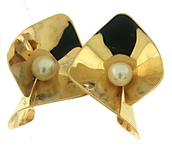 Stylish 14kt YG Abstract Pearl Earrings