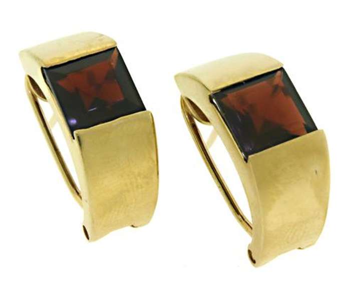 Amazing 14kt YG Matte Finish Garnet Earrings