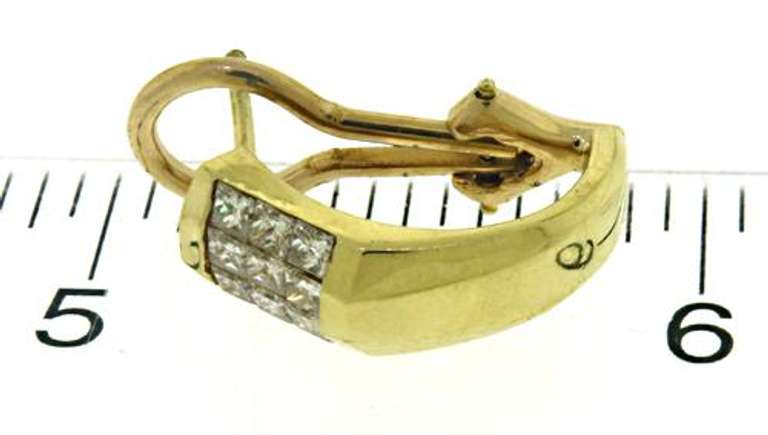 Gorgeous Invisible Set Diamond Earrings