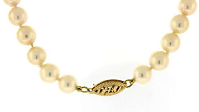 Classic 14kt YG Fresh Water Pearl Necklace