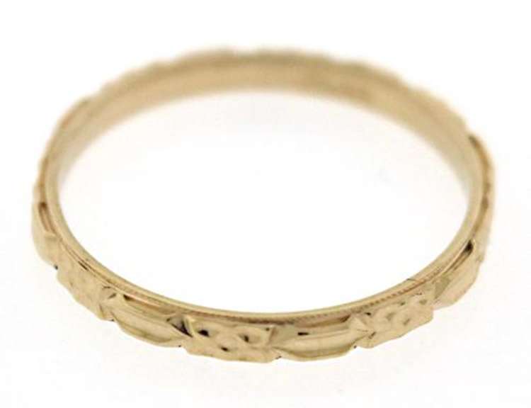 Vintage Style Carved Band Ring