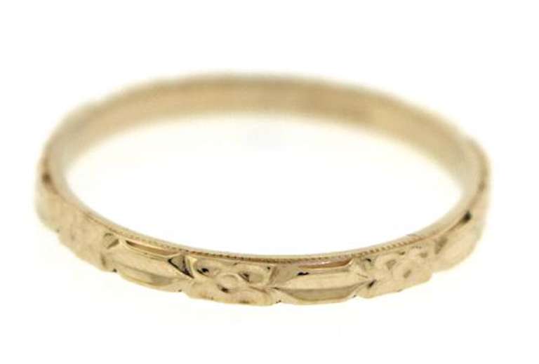 Vintage Style Carved Band Ring