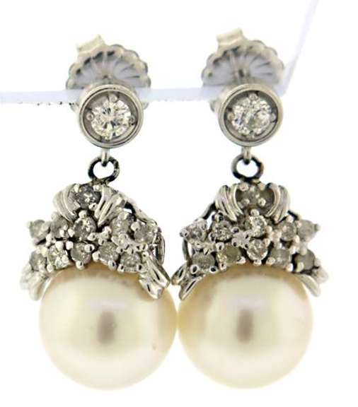 Elegant 18kt South Sea and Diamond Dangle Earrings