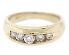 Handsome Gents' 14kt YG Diamond Wedding Band