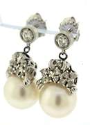 Elegant 18kt South Sea and Diamond Dangle Earrings