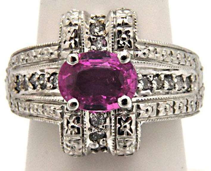 LADIES 14K WHITE GOLD PINK TOURMALINE & DIAMOND RING.