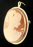 14kt Yellow Gold Cameo Diamond Pin Pendant