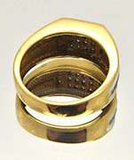 MEN'S 10K WHITE AND YELLOW GOLD DIAMOND RING.