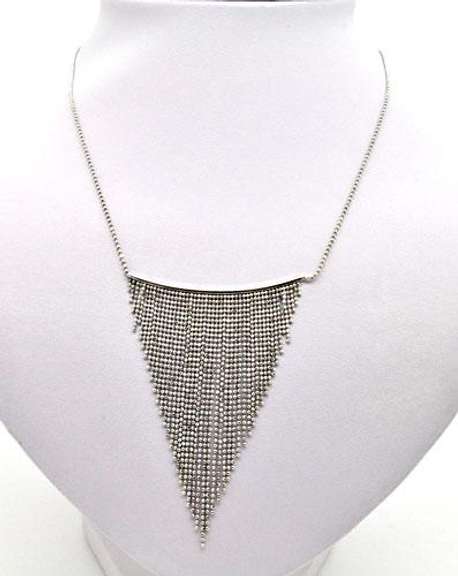 LADIES 14K WHITE GOLD BEAD NECKLACE.