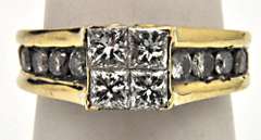 LADIES 14K YELLOW GOLD DIAMOND RING.