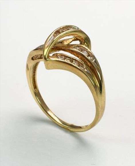 Fancy Diamond Ring In Gold