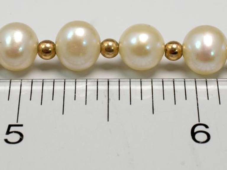 Fresh Water Pearl Necklace