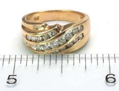 Beautiful 0.46CTW Diamond Band Ring in 14KT