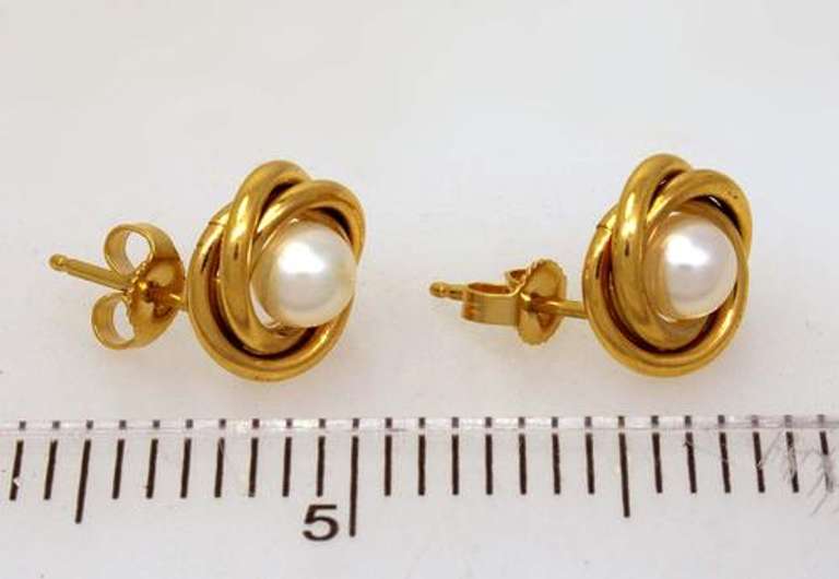 Gold Nest Pearl Post Earrings