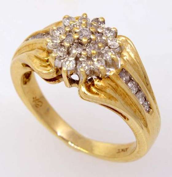 Diamond Cluster Ring in Gold, Size 6.5