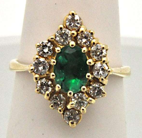 14 KT YELLOW GOLD EMERALD AND DIAMOND RING.