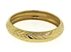 Diamond Cut Gold Band