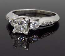 IGI Certified .94CTW Diamond Ring