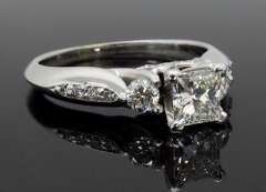 IGI Certified .94CTW Diamond Ring