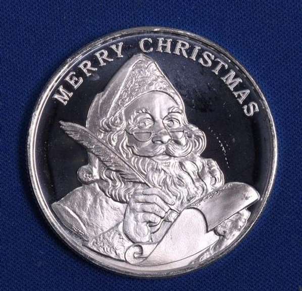 2018 1oz Fine Silver Silver Holiday Round