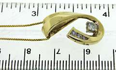 Lovely Diamond Pendant Necklace