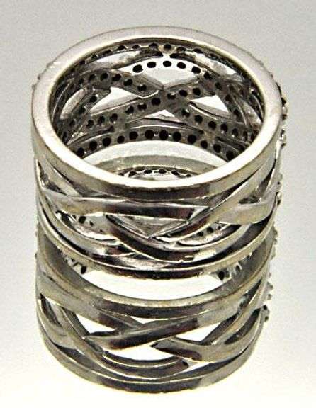 CLASSIC 14KT LADIES DIAMOND BAND