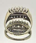 14 KT WHITE GOLD LADIES DIAMOND AND SAPPHIRE RING.