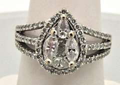 LADIES 14 KT WHITE GOLD DIAMOND CLUSTER RING