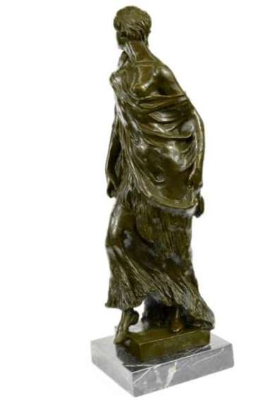 Special Patina Bronze Sculpture