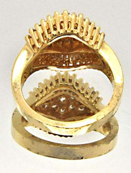 LADIES 14 KT YELLOW GOLD DIAMOND COCKTAIL RING