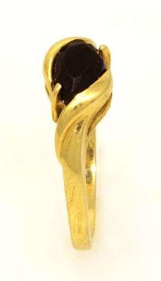 Black Onyx Ring in Gold, Size 5.25