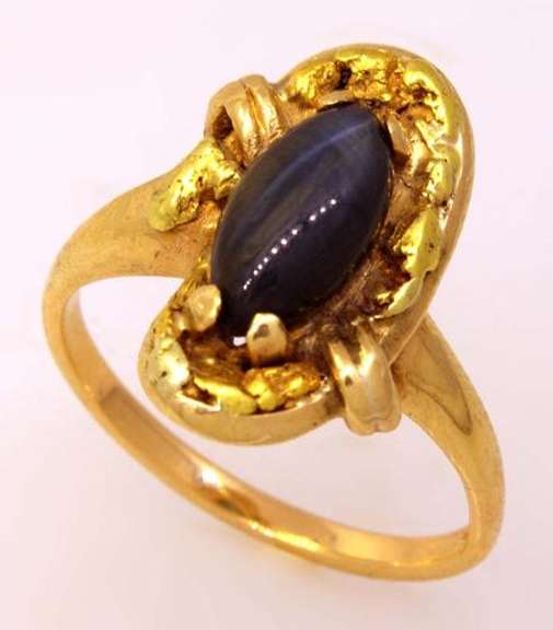 Vintage Star Sapphire Ring, Size 6