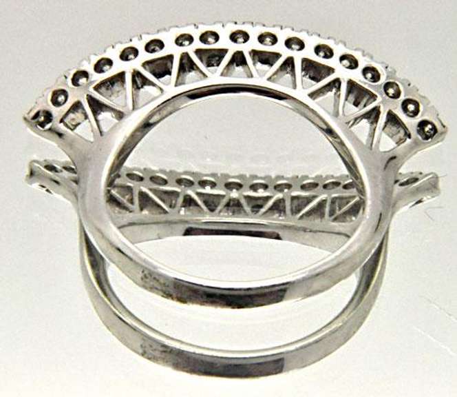 LADIES 14KT WHITE GOLD AND DIAMOND RING