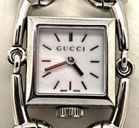 Ladies Gucci Signoria Mother of Pearl Dial Watch