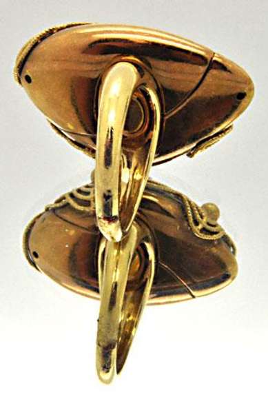 18 KT YELLOW GOLD FREE FORM DIAMOND RING.