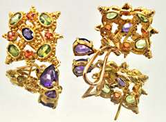 21 KT YELLOW GOLD COLOR STONES EARRINGS.