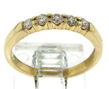 Amazing Shared Prong Diamond Band