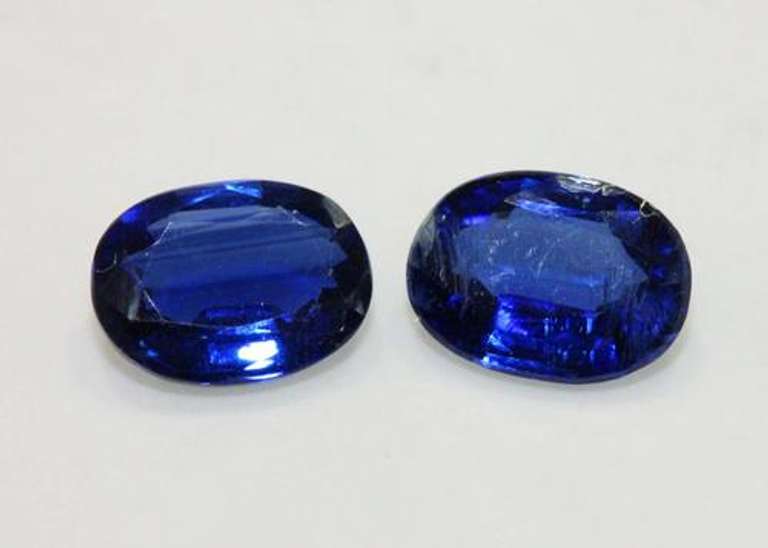 Beautiful & Natural Kyanite Pair