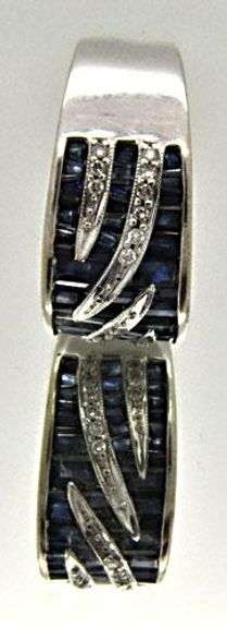 14 KT WHITE GOLD BLUE SAPPHIRE & DIAMOND RING.