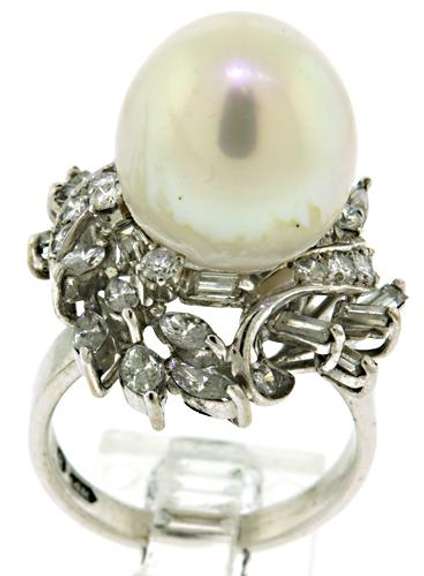 Gorgeous Mixed Diamond and 12mm Pearl Ring