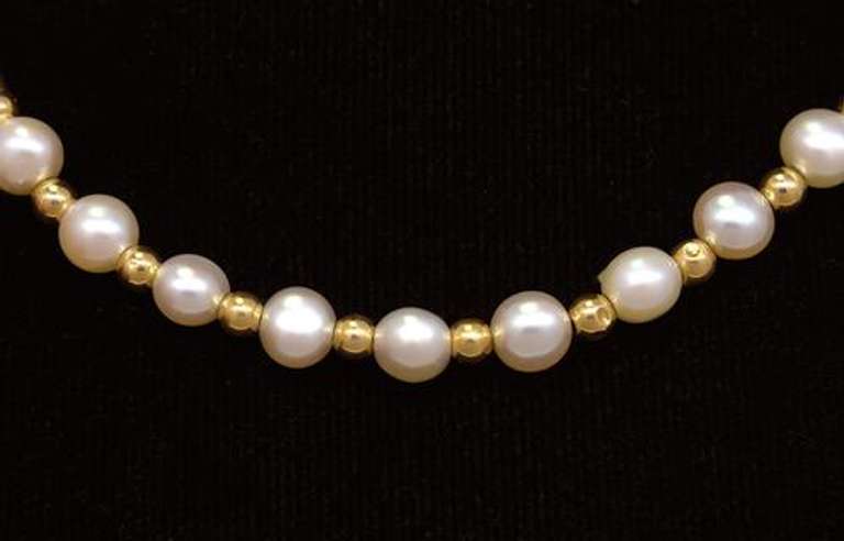 Pearl & Gold Bead Necklace and Bracelet