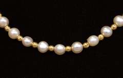 Pearl & Gold Bead Necklace and Bracelet