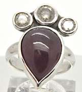 LADIES 18 KT WHITE GOLD CABOCHON RUBY AND DIAMOND RING