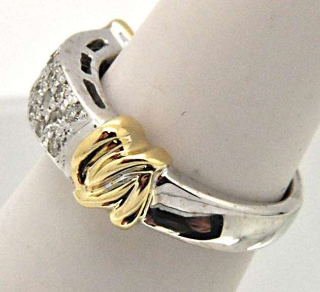 LADIES 14 KT GOLD DIAMOND BAND. BRAND NEW.