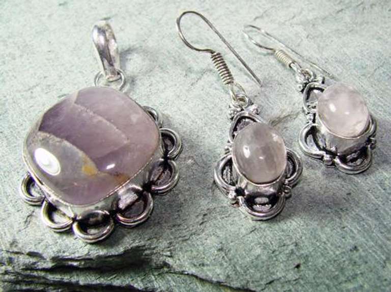 Amazing Large Natural Stone Ethnic Handcrafted Set
